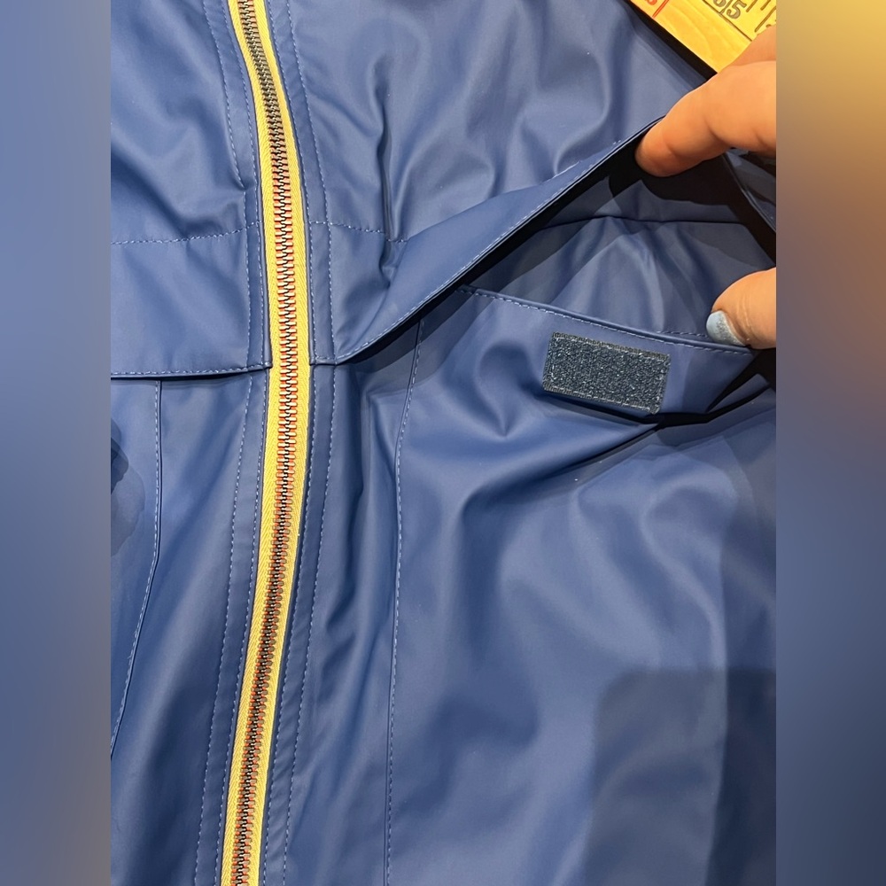 Weatherproof Vintage Ladies' Rain Slicker Jacket - Picture 6 of 9
